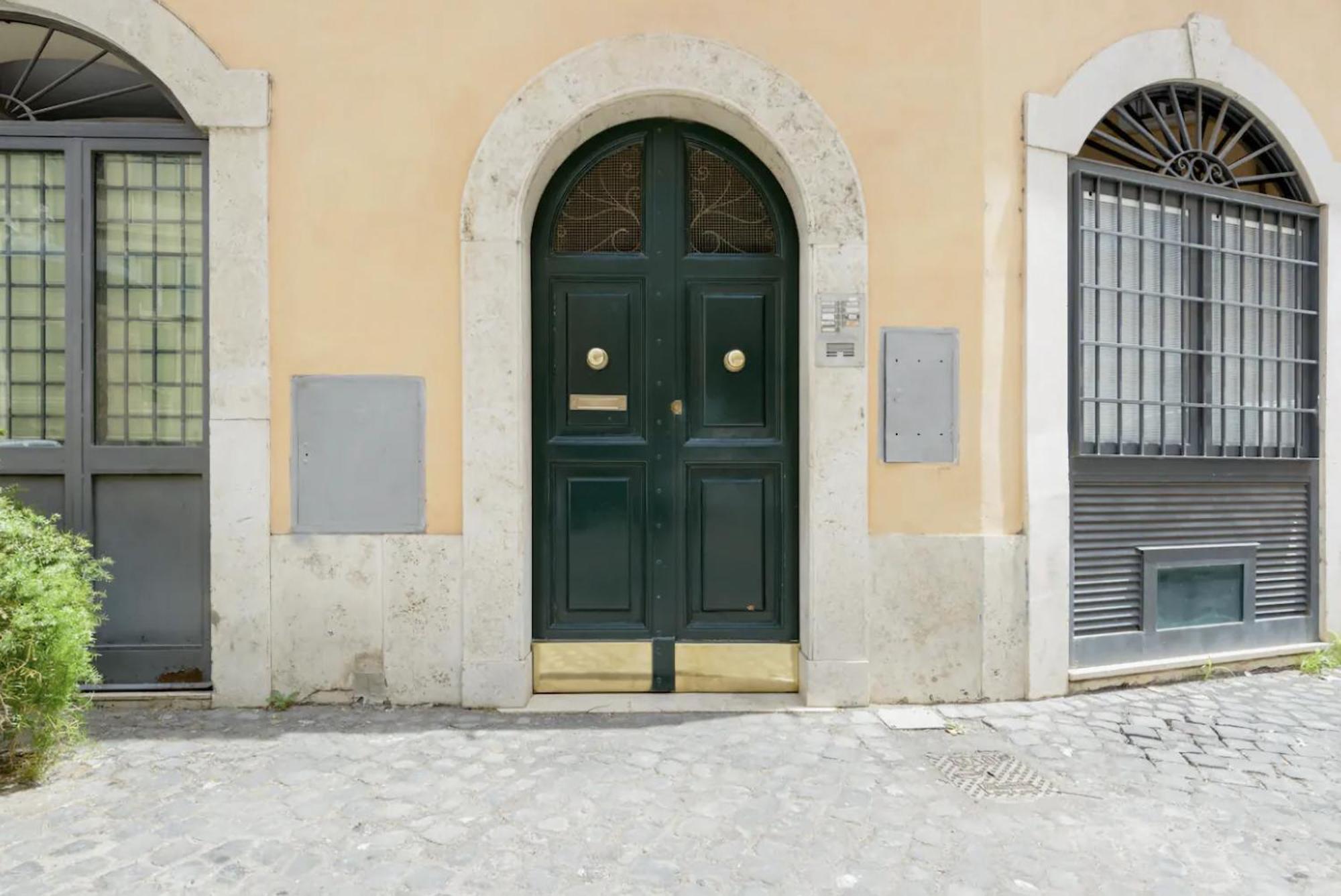 Campo Dei Fiori Modern Apartment With Terrace Рим Екстер'єр фото
